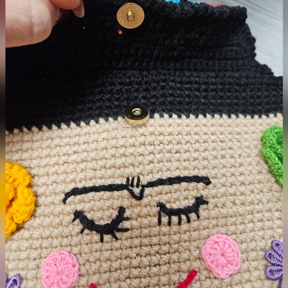 Frida Kahlo Handcrafted Floral Crochet Bag Set - Picture 3 of 16
